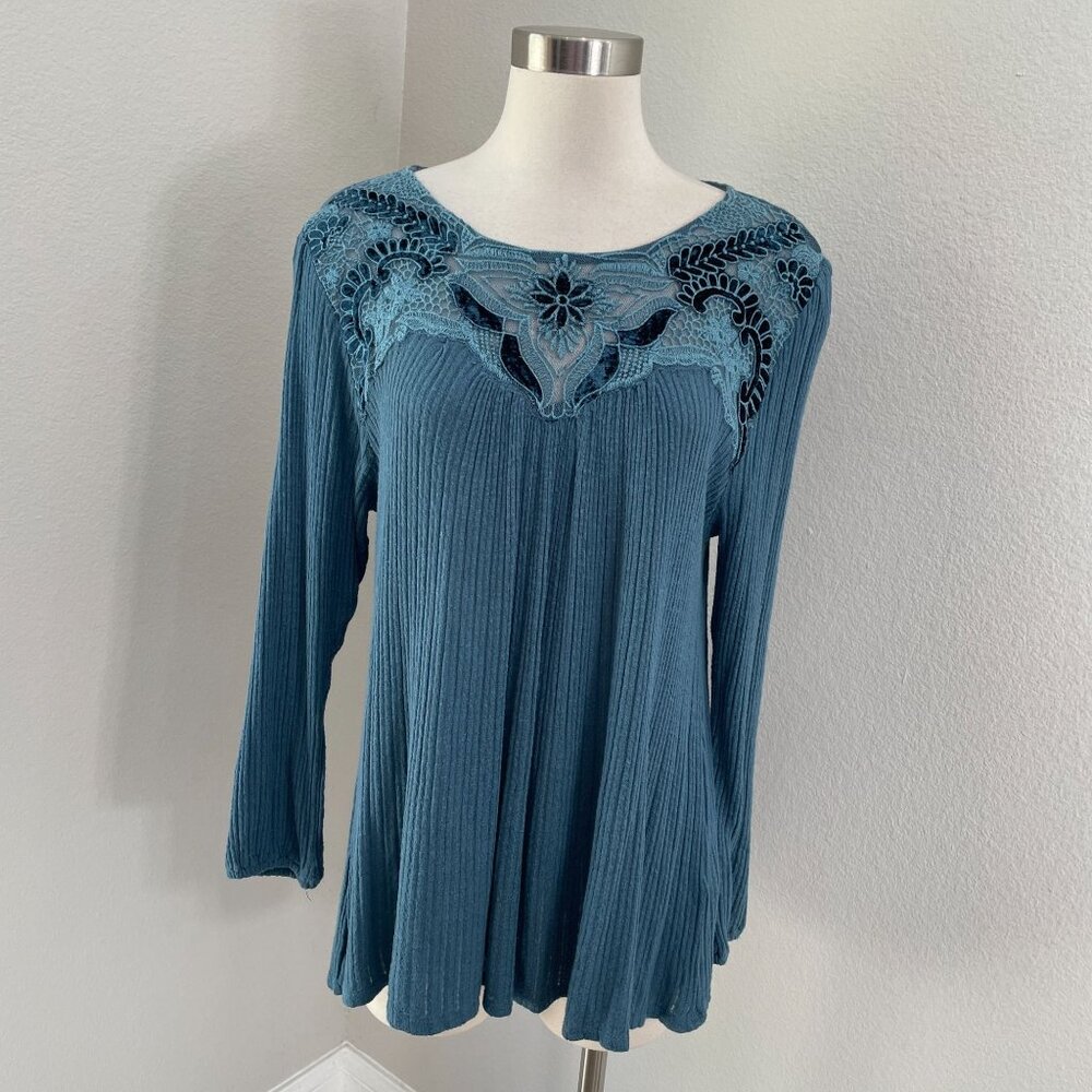 Lucky Brand Womens Plus 1X Blue Ribbed Knit Top Boho‎ Lace Velvet Details Shirt